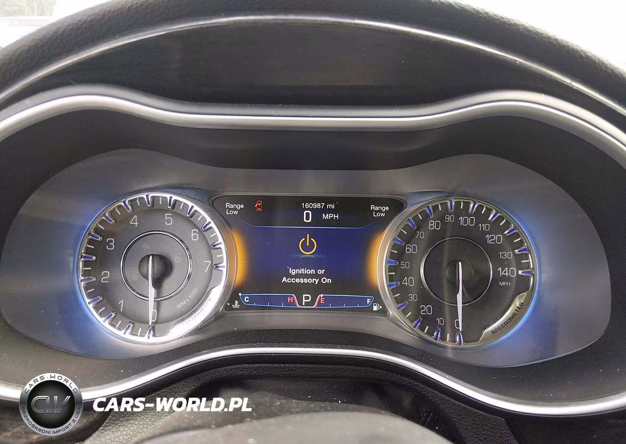 2015 Chrysler 200 C VIN:1C3CCCCB4FN603309 - 7
