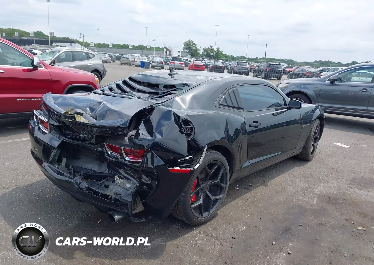 2010 Chevrolet Camaro 1Lt VIN:2G1FB1EV6A9215610 - 4