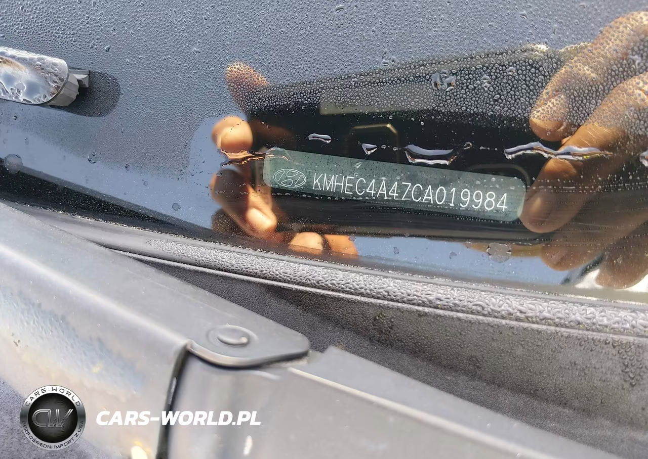 2012 Hyundai Sonata Hybrid VIN:KMHEC4A47CA019984 - 9