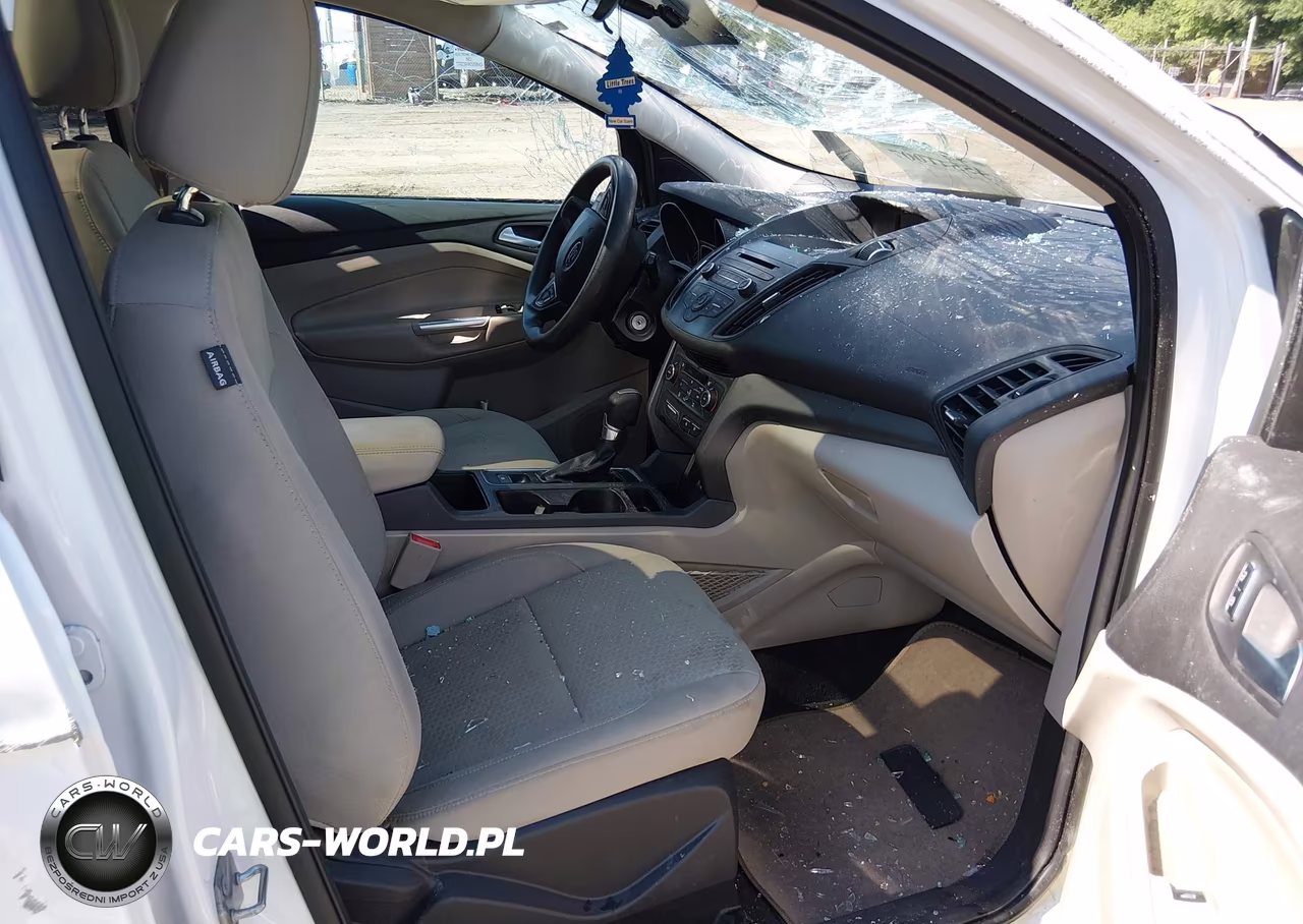 2017 Ford Escape Se VIN:1FMCU9GD1HUA29618 - 5