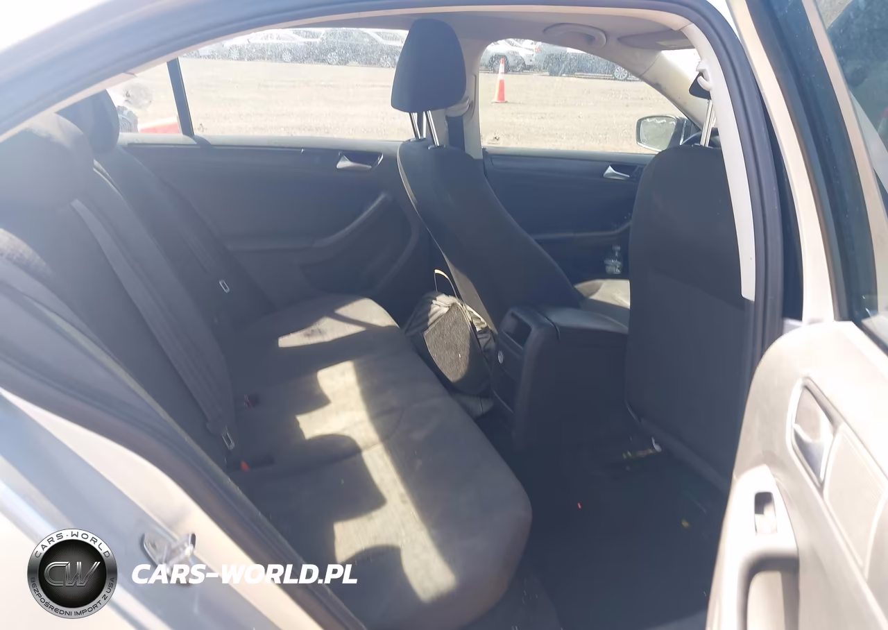 2015 Volkswagen Jetta 2.0L S VIN:3VW2K7AJ7FM220726 - 8