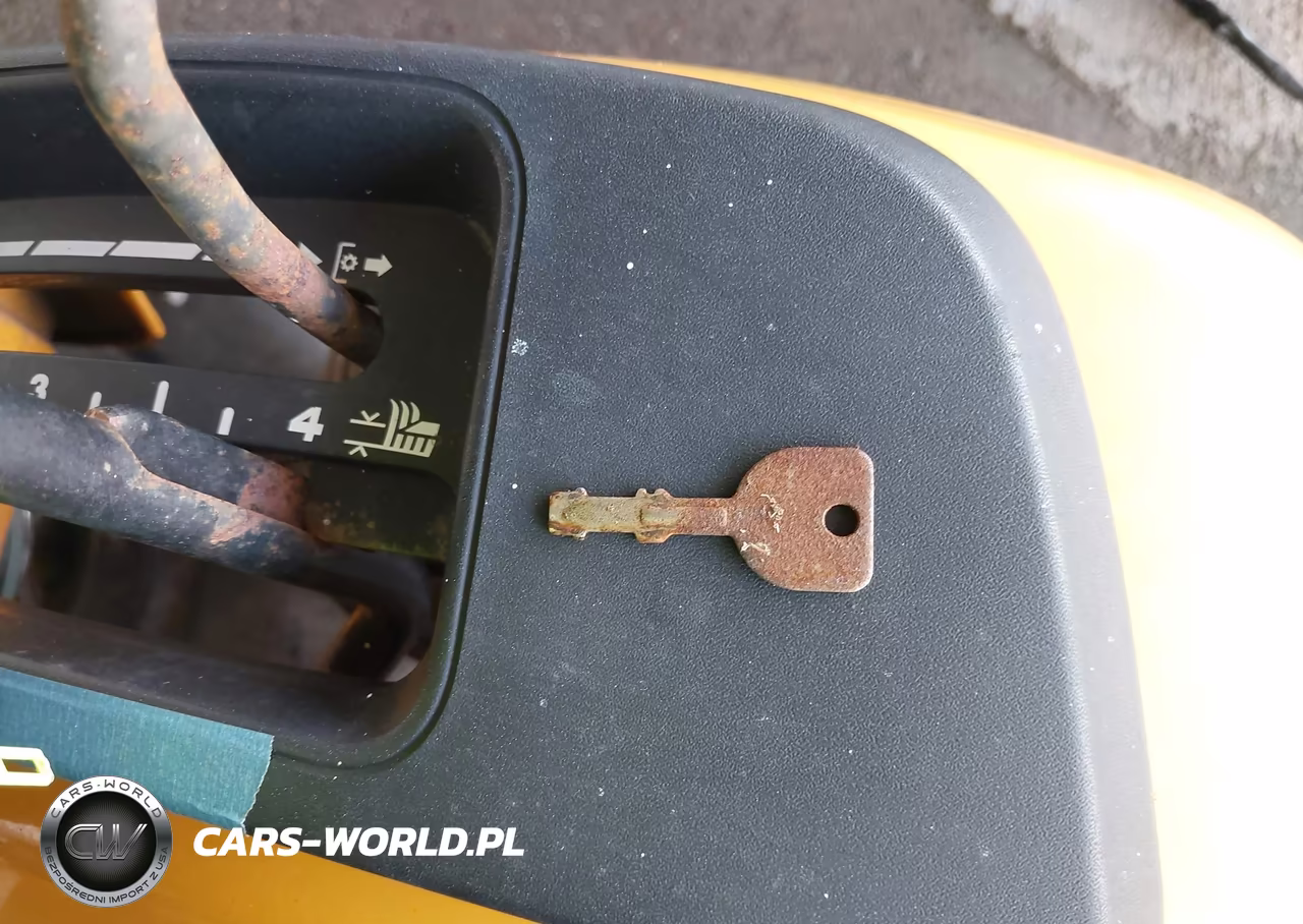 2018 Cub Cadet Xt Enduro VIN:1E295H30122 - 11