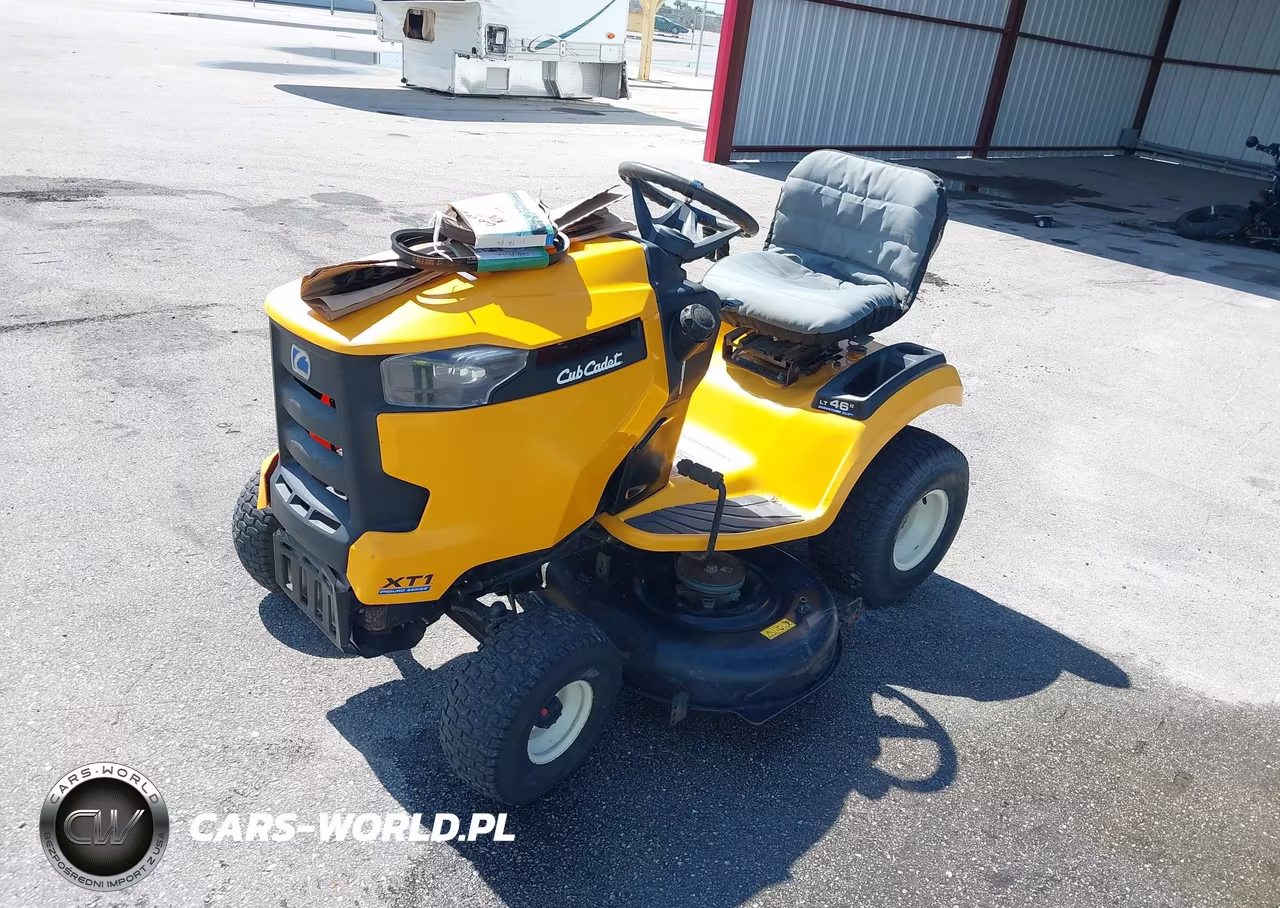 2018 Cub Cadet Xt Enduro VIN:1E295H30122 - 2