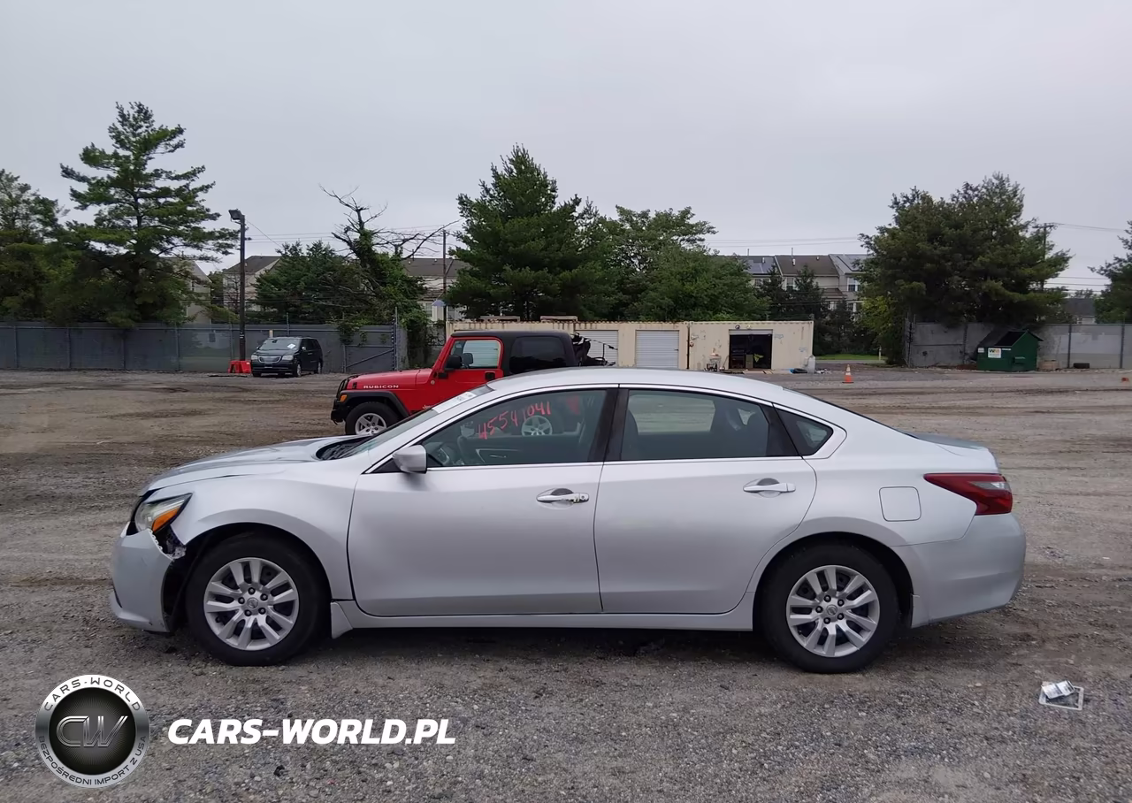 2018 Nissan Altima 2.5 S VIN:1N4AL3AP4JC225553 - 15