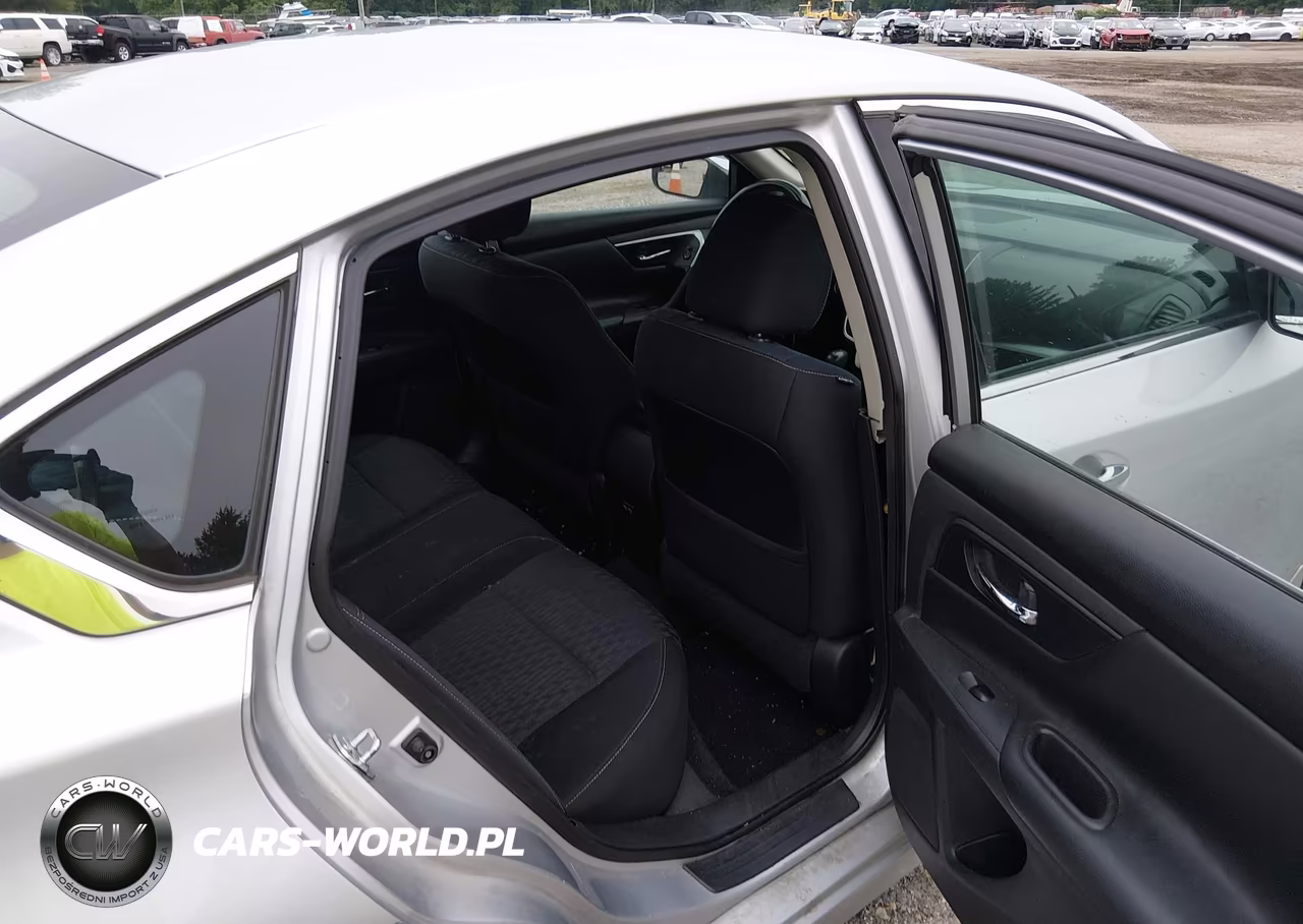 2018 Nissan Altima 2.5 S VIN:1N4AL3AP4JC225553 - 8