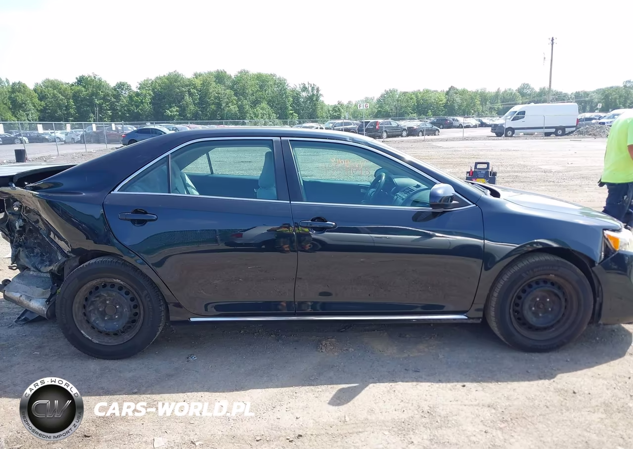 2012 Toyota Camry Le VIN:4T4BF1FKXCR182200 - 13