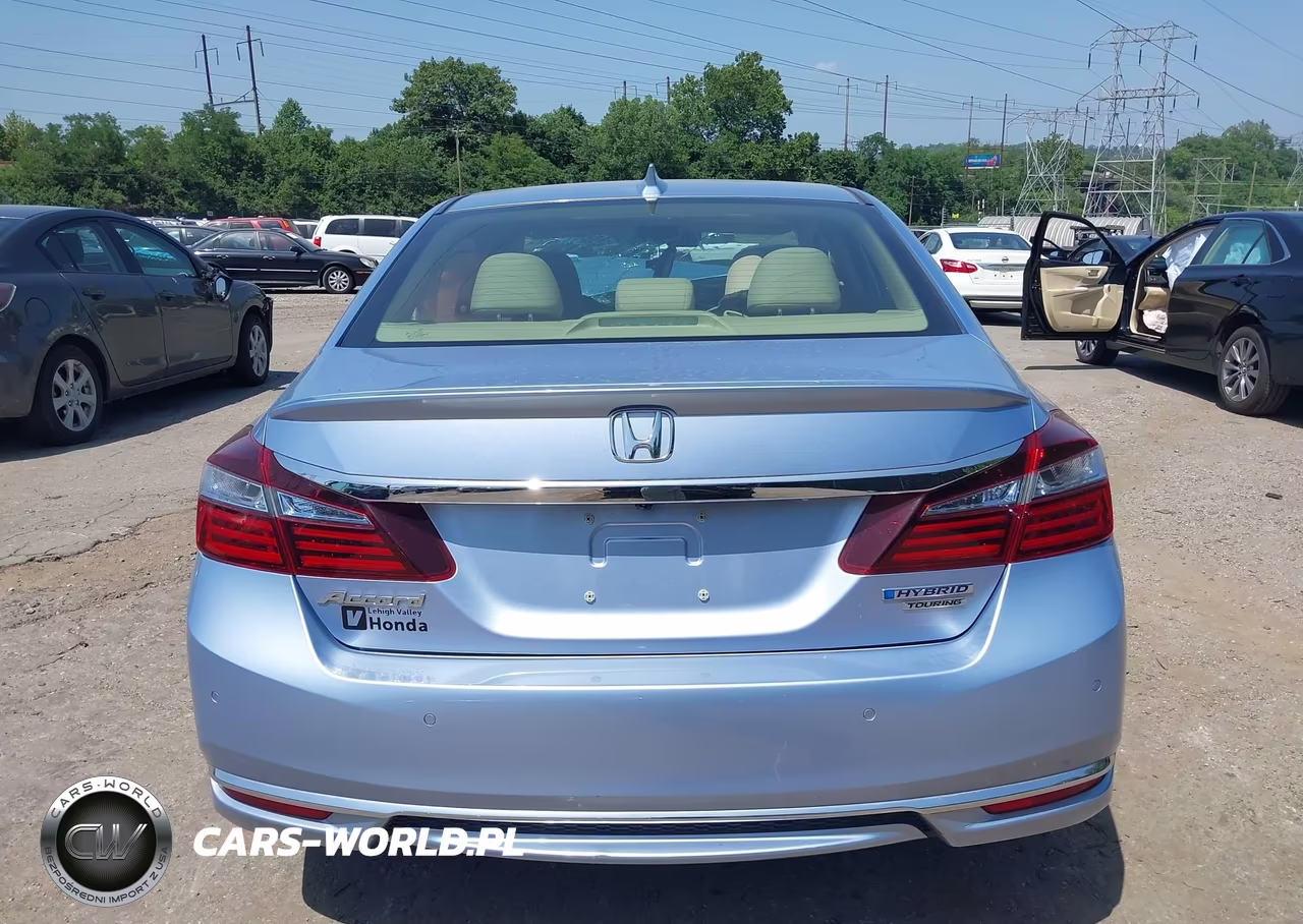 2017 Honda Accord Hybrid Touring VIN:JHMCR6F74HC009223 - 17
