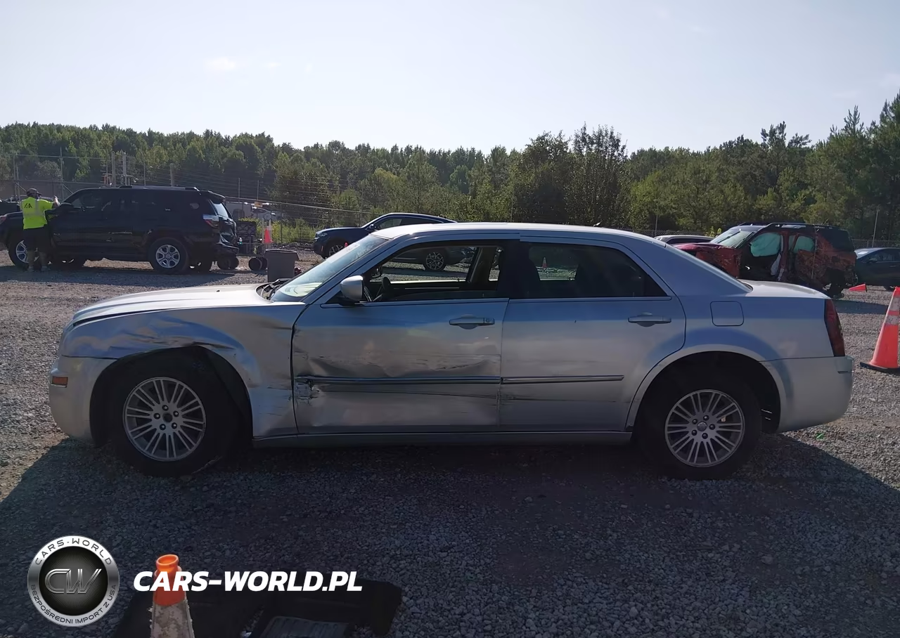 2008 Chrysler 300 Touring VIN:2C3KA53G78H262508 - 14