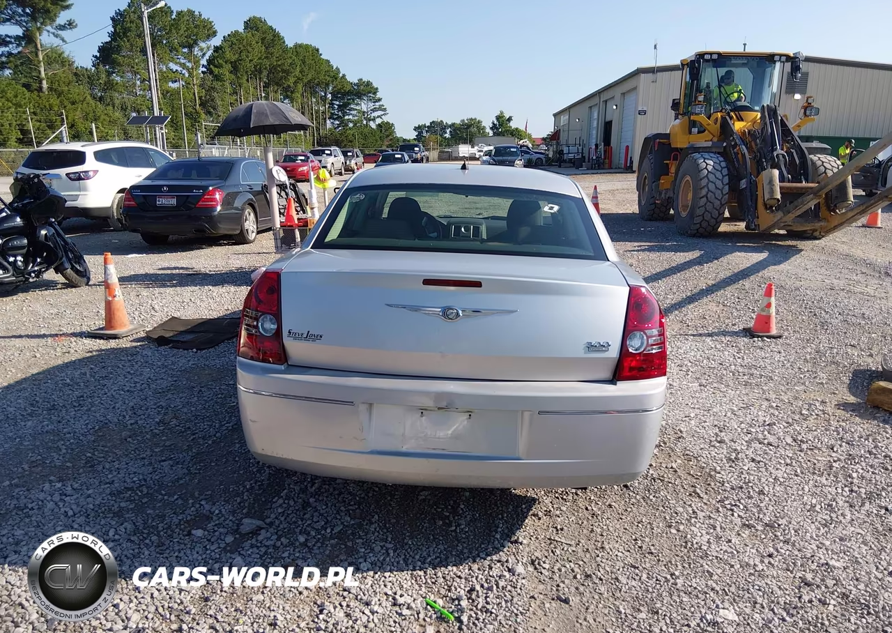 2008 Chrysler 300 Touring VIN:2C3KA53G78H262508 - 16