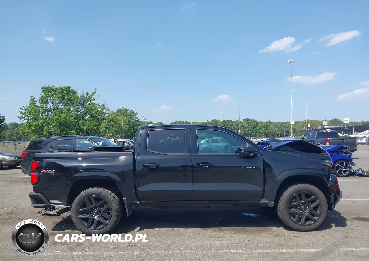 2025 Chevrolet Colorado 4Wd Z71 VIN:1GCPTDEK7S1196801 - 13