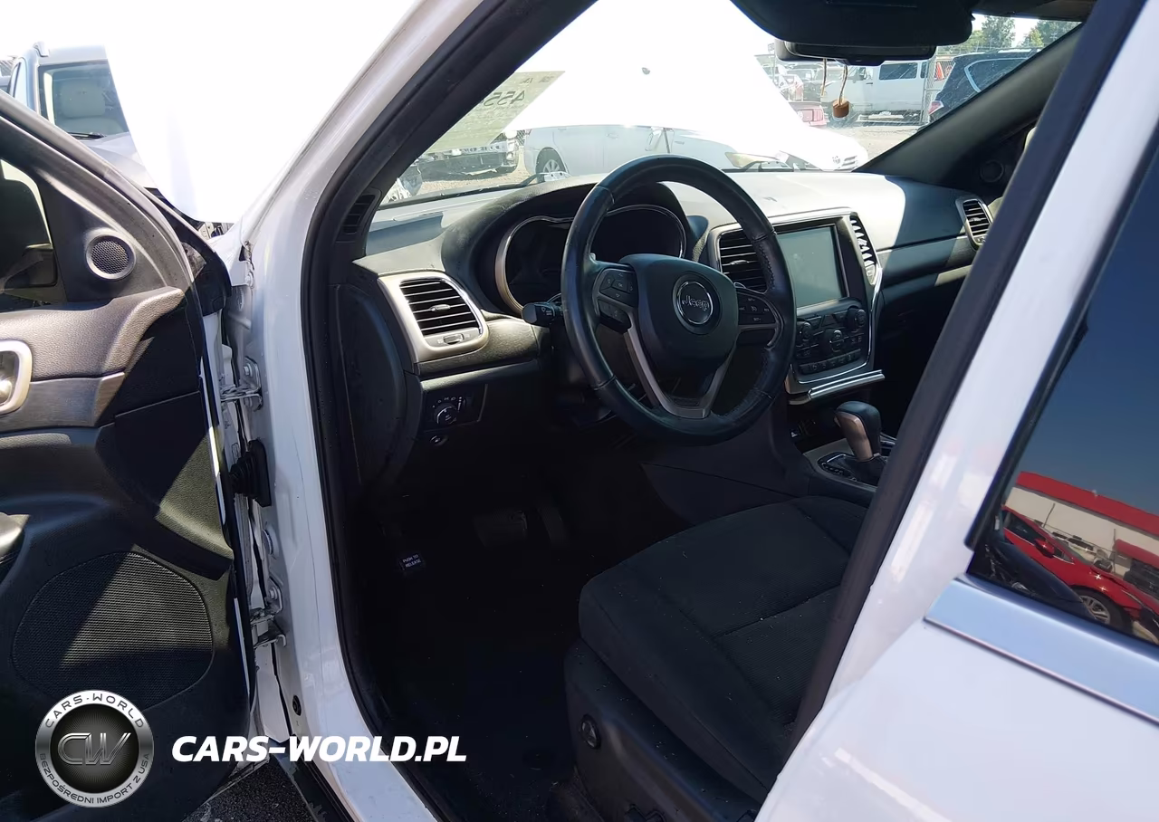 2016 Jeep Grand Cherokee Laredo VIN:1C4RJFAG9GC444246 - 16