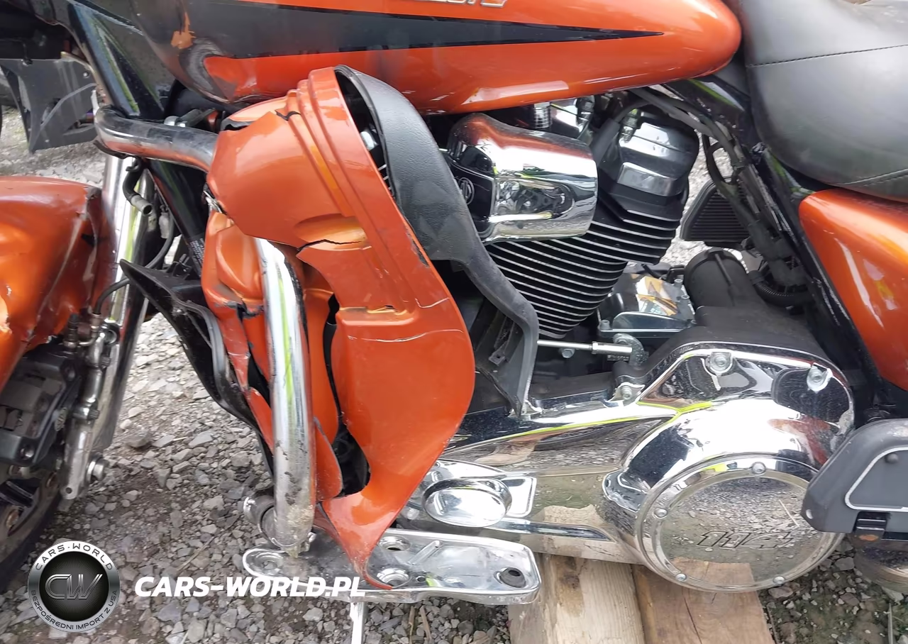 2019 Harley-Davidson Flhtk VIN:1HD1KEF15KB661119 - 9