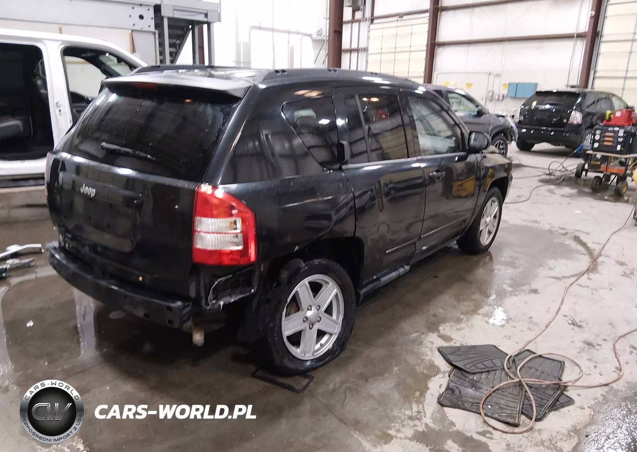 2010 Jeep Compass Sport VIN:1J4NT4FB6AD578699 - 4