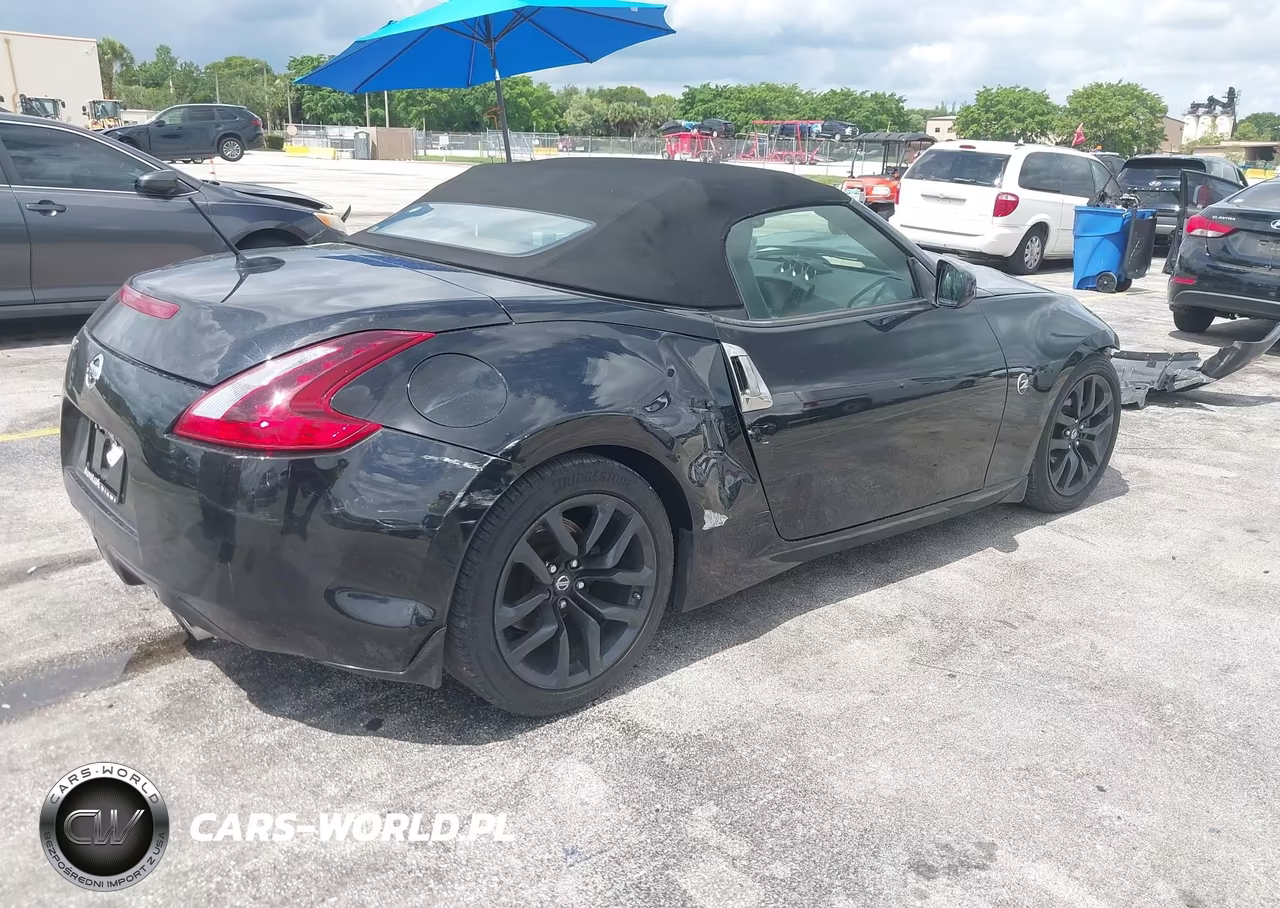 2018 Nissan 370Z Touring VIN:JN1AZ4FH2JM520261 - 4