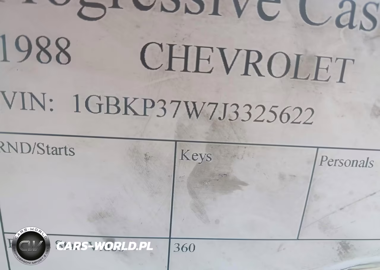 1988 Chevrolet P30 VIN:1GBKP37W7J3325622 - 9