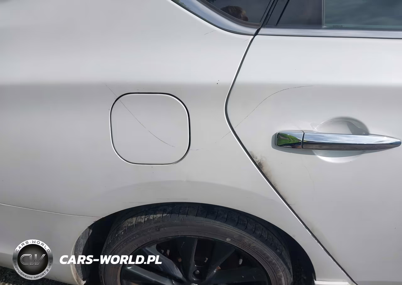 2018 Nissan Sentra Sr VIN:3N1AB7AP6JY259525 - 13