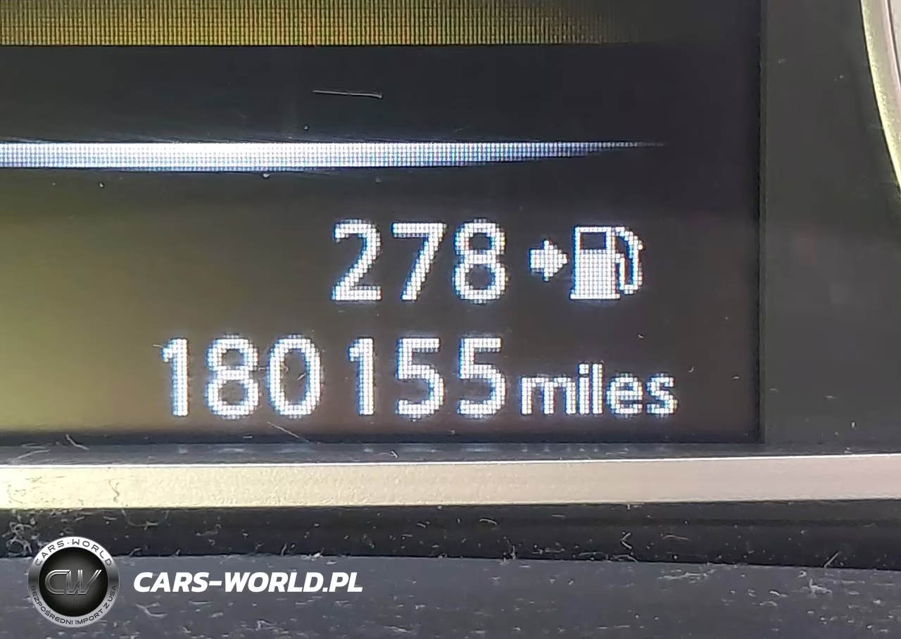 2018 Nissan Sentra Sr VIN:3N1AB7AP6JY259525 - 7