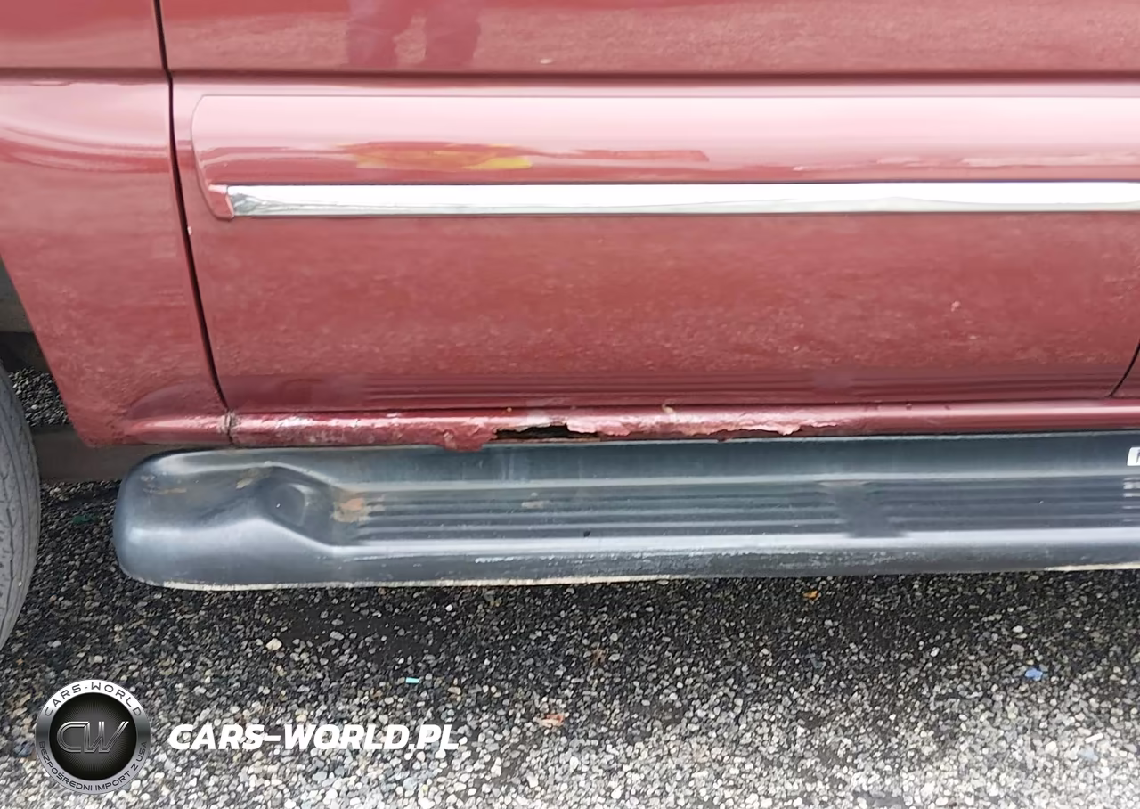 2000 Chevrolet Suburban K1500 VIN:3GNFK16T0YG200385 - 16