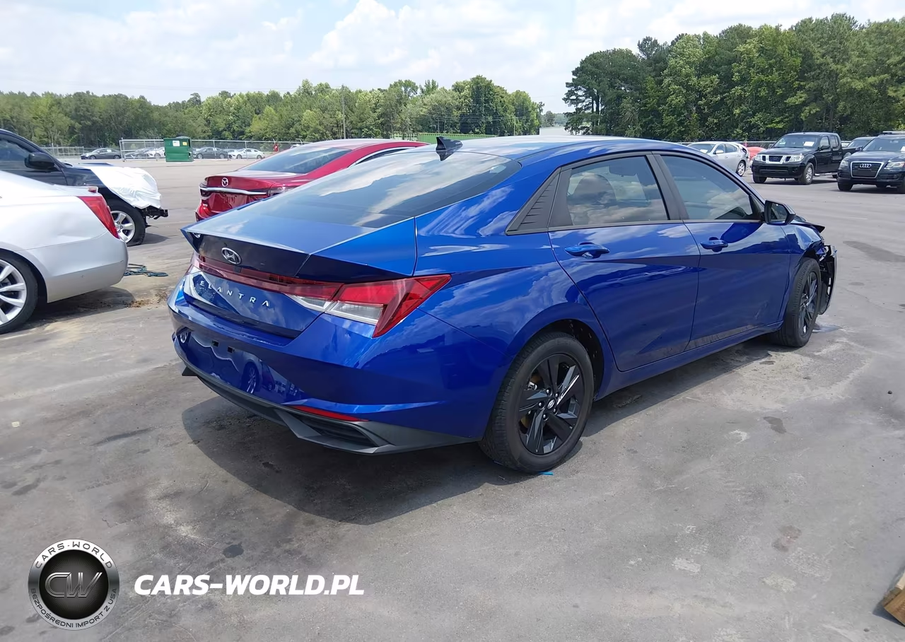 2022 Hyundai Elantra Sel VIN:5NPLS4AGXNH085305 - 4