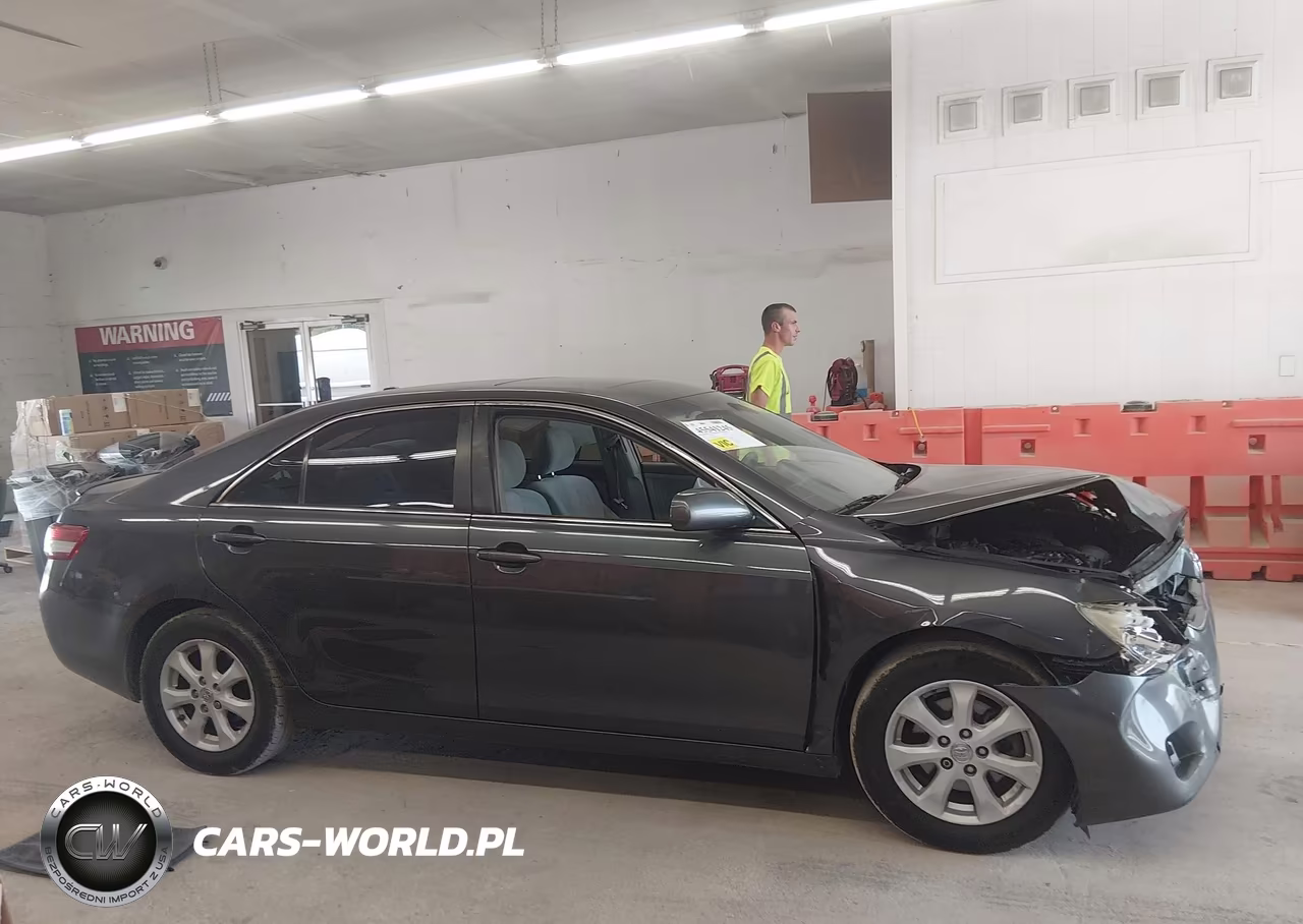 2010 Toyota Camry Le VIN:4T1BF3EK9AU082044 - 13
