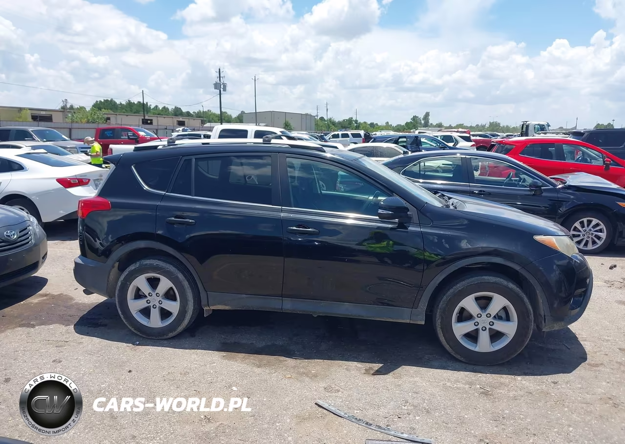 2014 Toyota Rav4 Xle VIN:2T3WFREV9EW110923 - 13