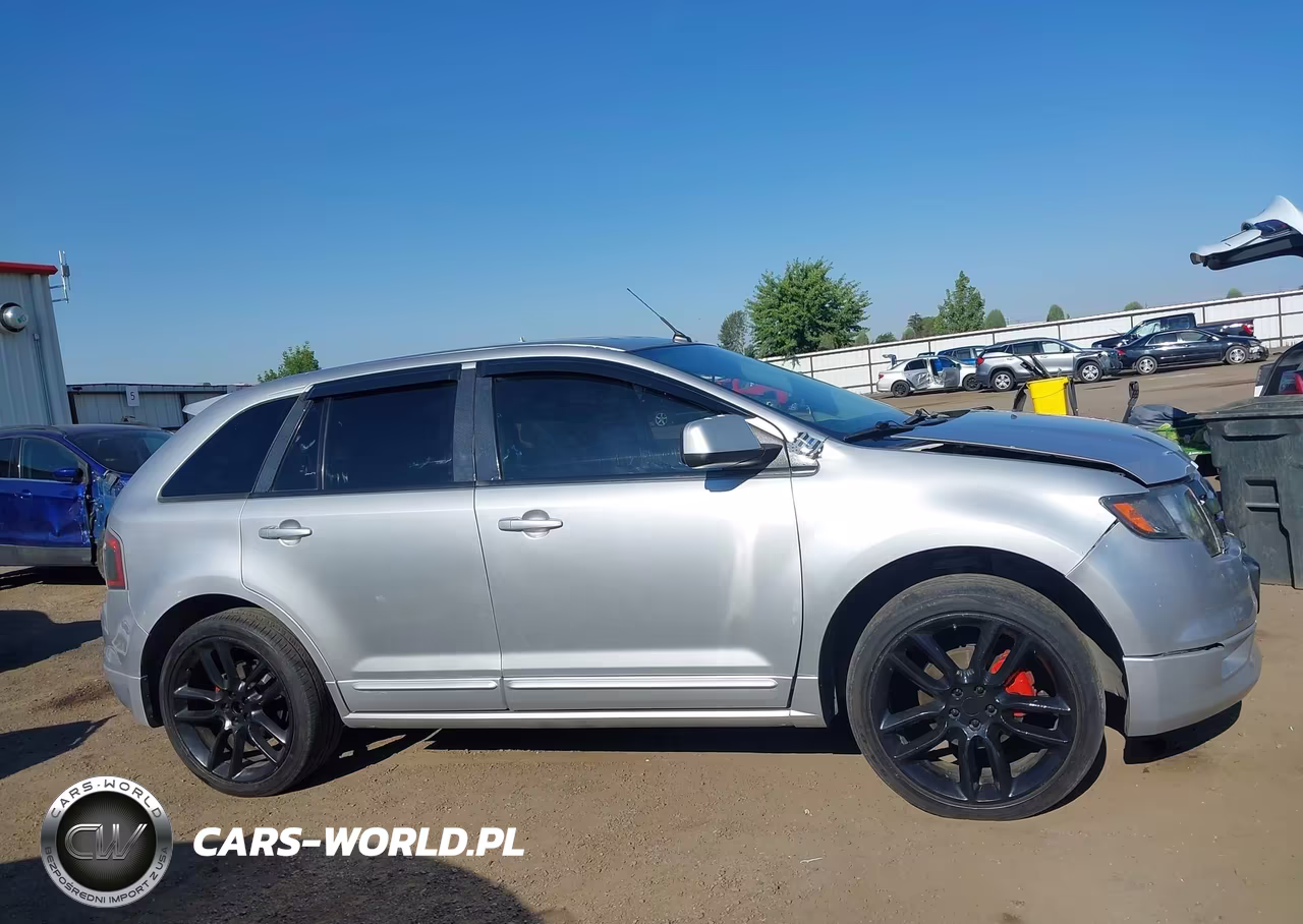 2010 Ford Edge Sport VIN:2FMDK4AC8ABA00108 - 13