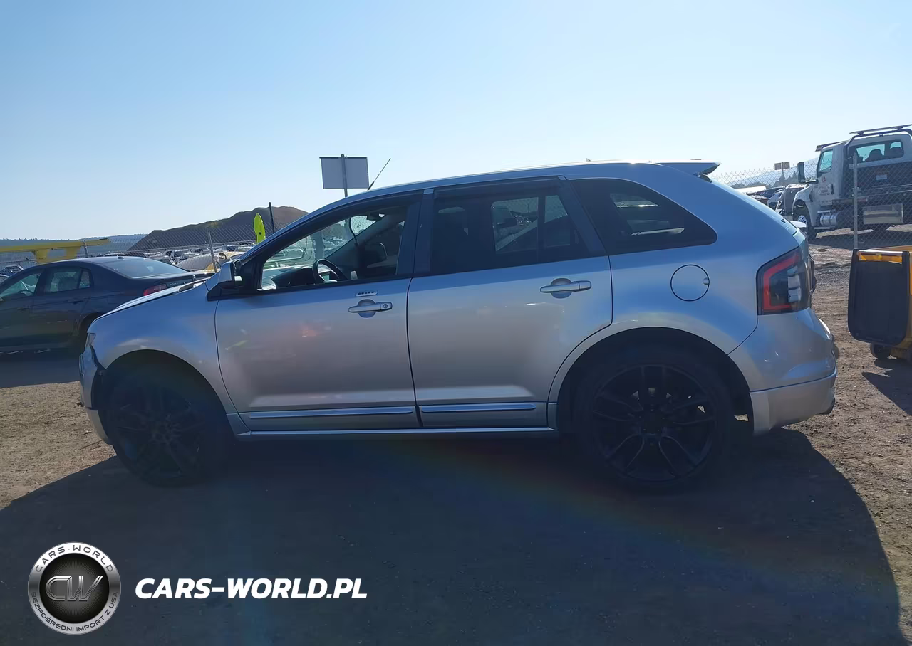 2010 Ford Edge Sport VIN:2FMDK4AC8ABA00108 - 14