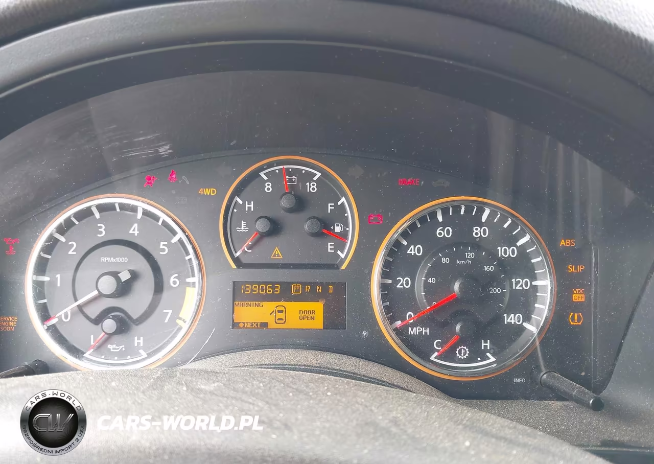2011 Nissan Armada Platinum VIN:5N1AA0NC5BN621028 - 7