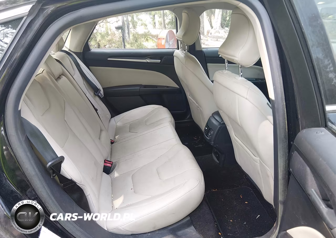 2018 Ford Fusion Hybrid Platinum-Titanium VIN:3FA6P0RU9JR141622 - 8
