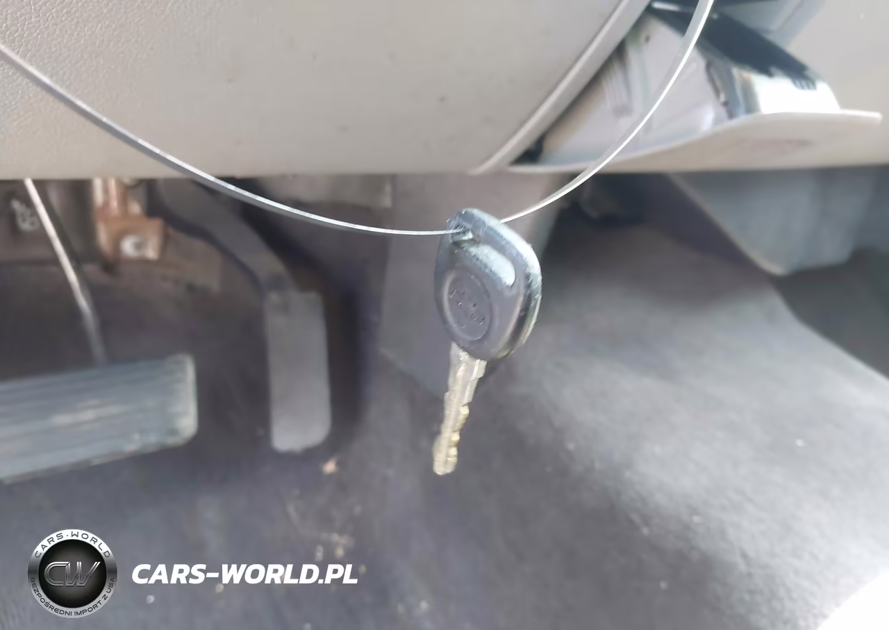 2010 Chevrolet Silverado 1500 Ls VIN:3GCRCREA1AG131701 - 11