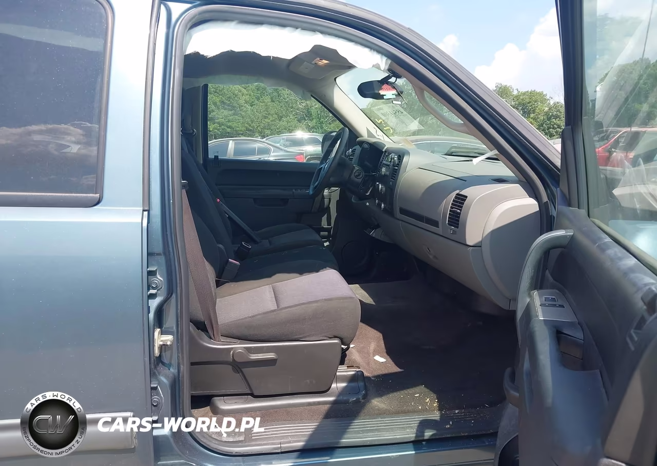 2010 Chevrolet Silverado 1500 Ls VIN:3GCRCREA1AG131701 - 5