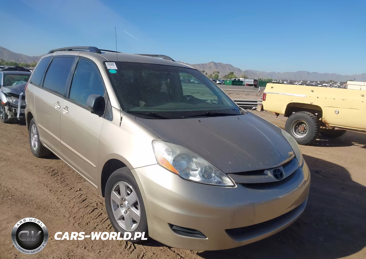 2010 Toyota Sienna Le