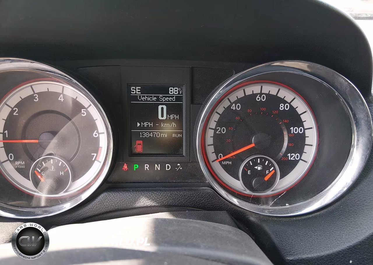 2012 Dodge Grand Caravan Crew VIN:2C4RDGDG6CR198301 - 7