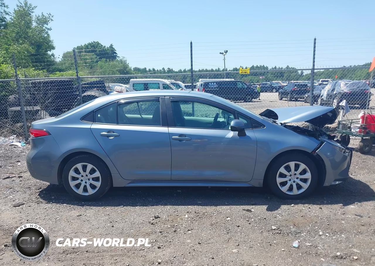 2021 Toyota Corolla Le VIN:5YFEPMAEXMP163172 - 13