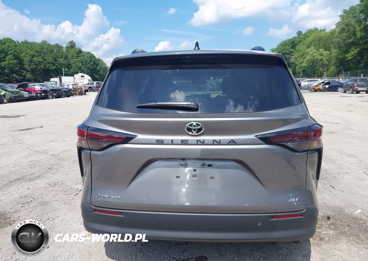 2026 Toyota Sienna Xle VIN:5TDYSKFC3TS244396 - 16