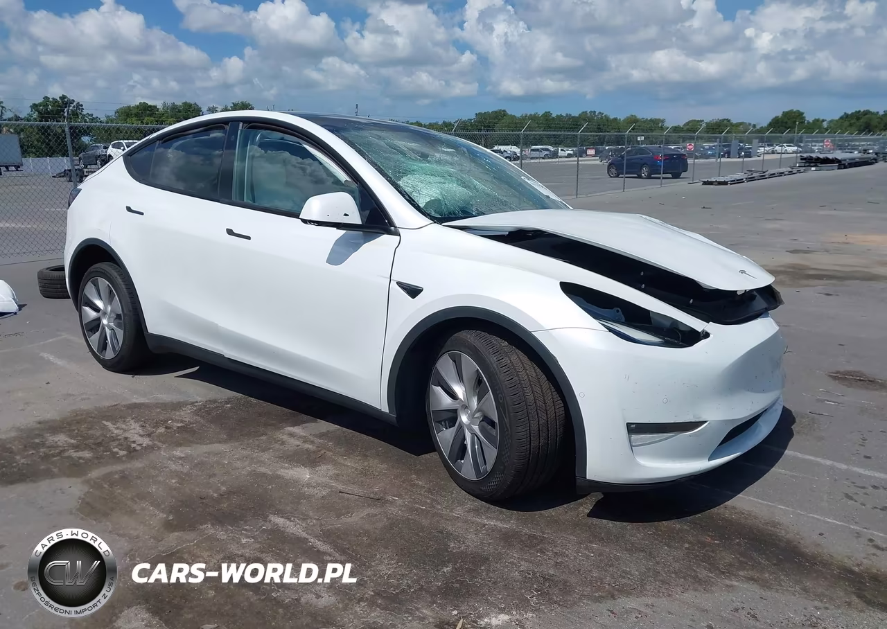 2022 Tesla Model Y Long Range Dual Motor All-Wheel Drive – zdjęcie 1 z 16