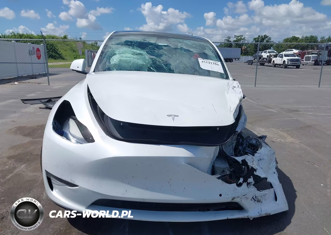 2022 Tesla Model Y Long Range Dual Motor All-Wheel Drive VIN:7SAYGAEE7NF530194 - 12