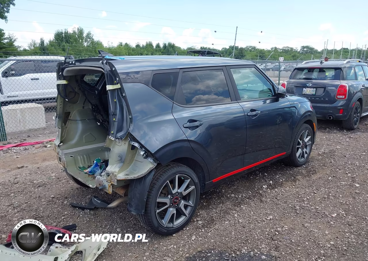 2020 Kia Soul Gt-Line VIN:KNDJ63AU5L7085645 - 4