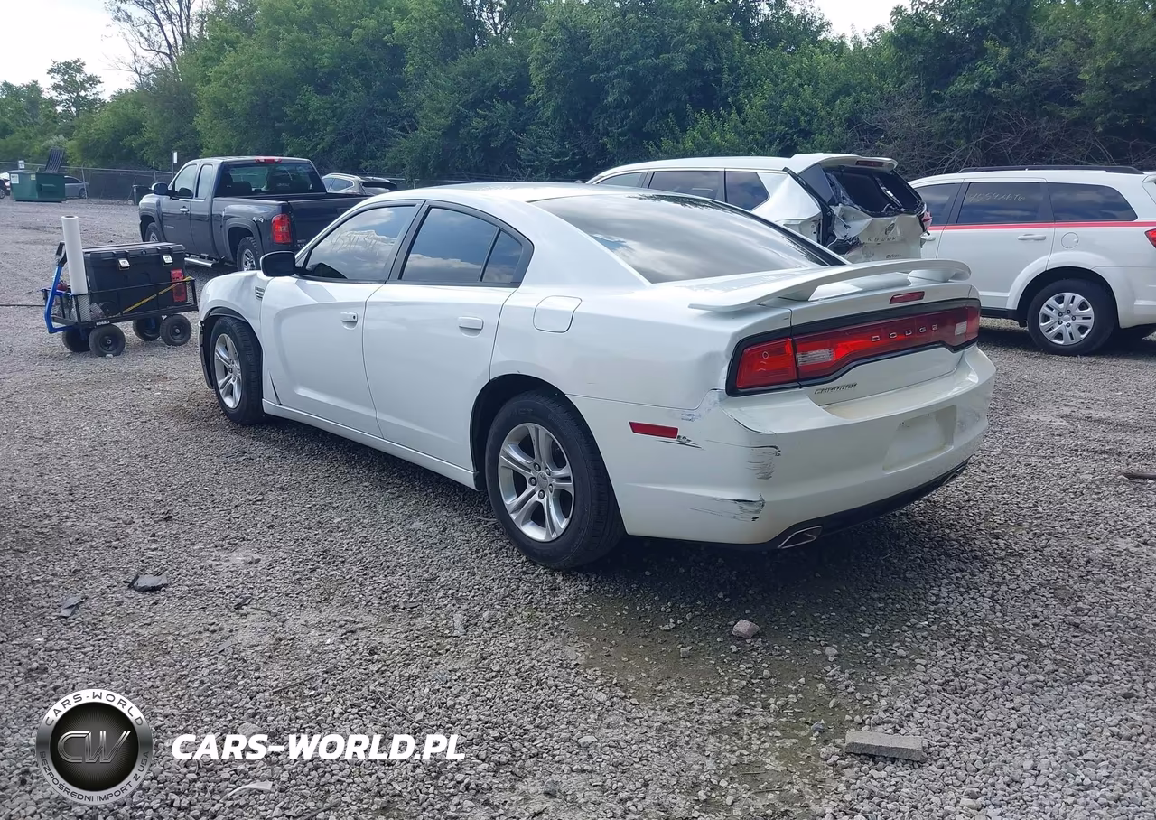 2013 Dodge Charger Se VIN:2C3CDXBG2DH720085 - 3