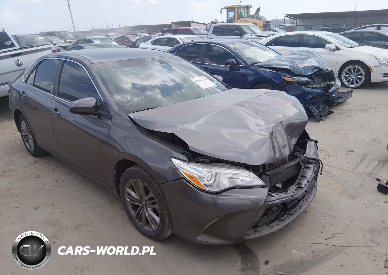 2015 Toyota Camry Se – zdjęcie 1 z 22