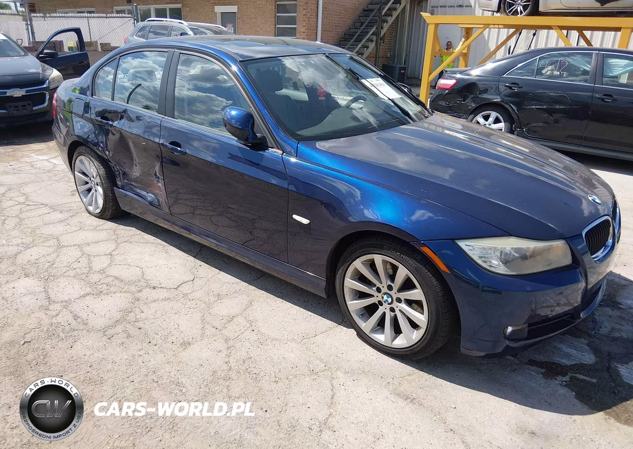 2011 BMW 328I – zdjęcie 1 z 17
