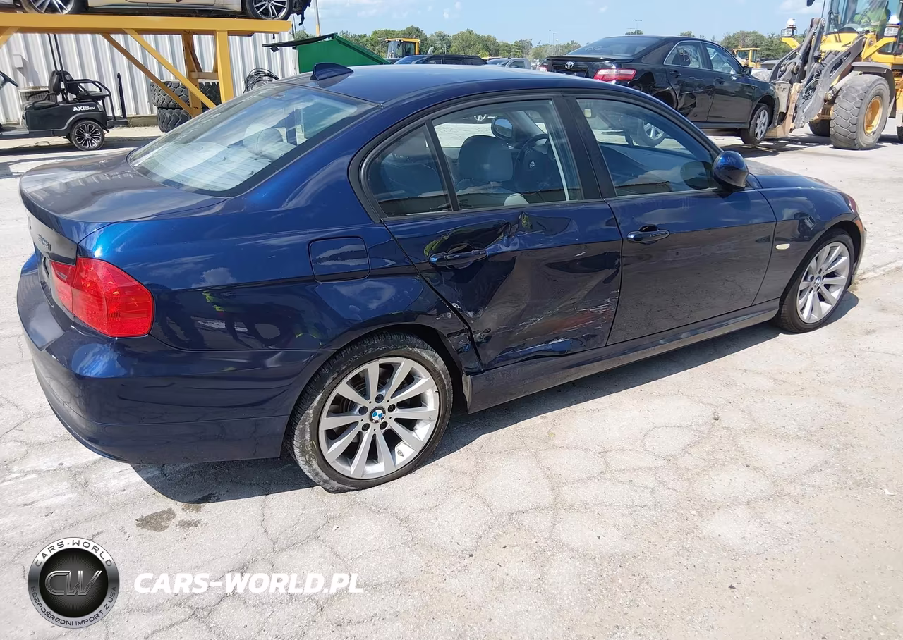 2011 BMW 328I VIN:WBAPH5C53BA446486 - 4