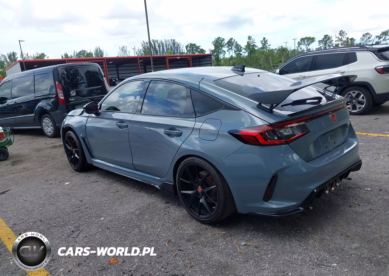2024 Honda Civic Type R VIN:JHMFL5G48RX000807 - 3