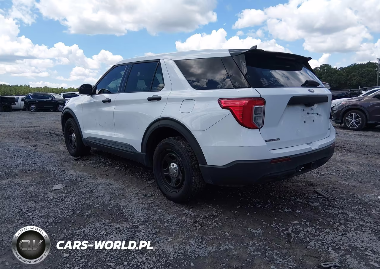 2022 Ford Police Interceptor Utility VIN:1FM5K8AB5NGA40518 - 3