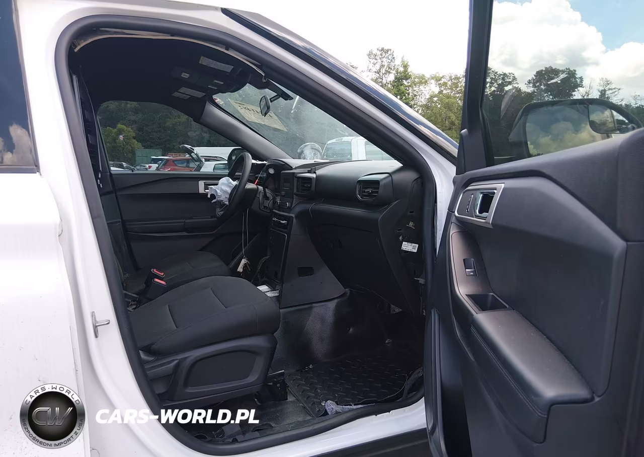 2022 Ford Police Interceptor Utility VIN:1FM5K8AB5NGA40518 - 5