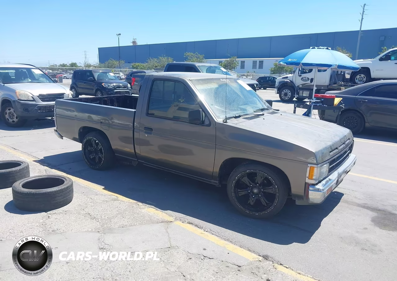 1989 Nissan D21 Short Bed