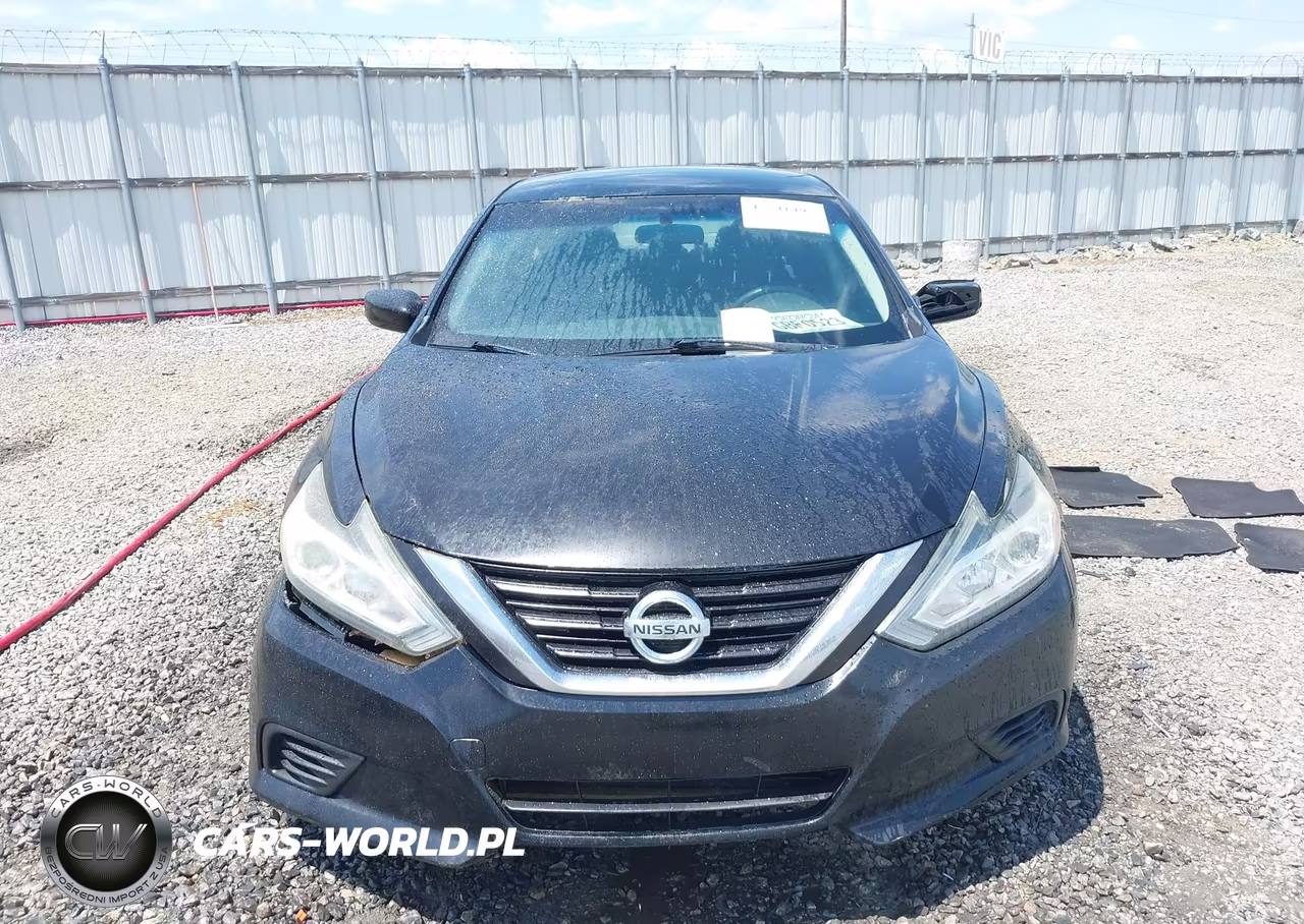 2018 Nissan Altima 2.5 S VIN:1N4AL3AP5JC116079 - 13