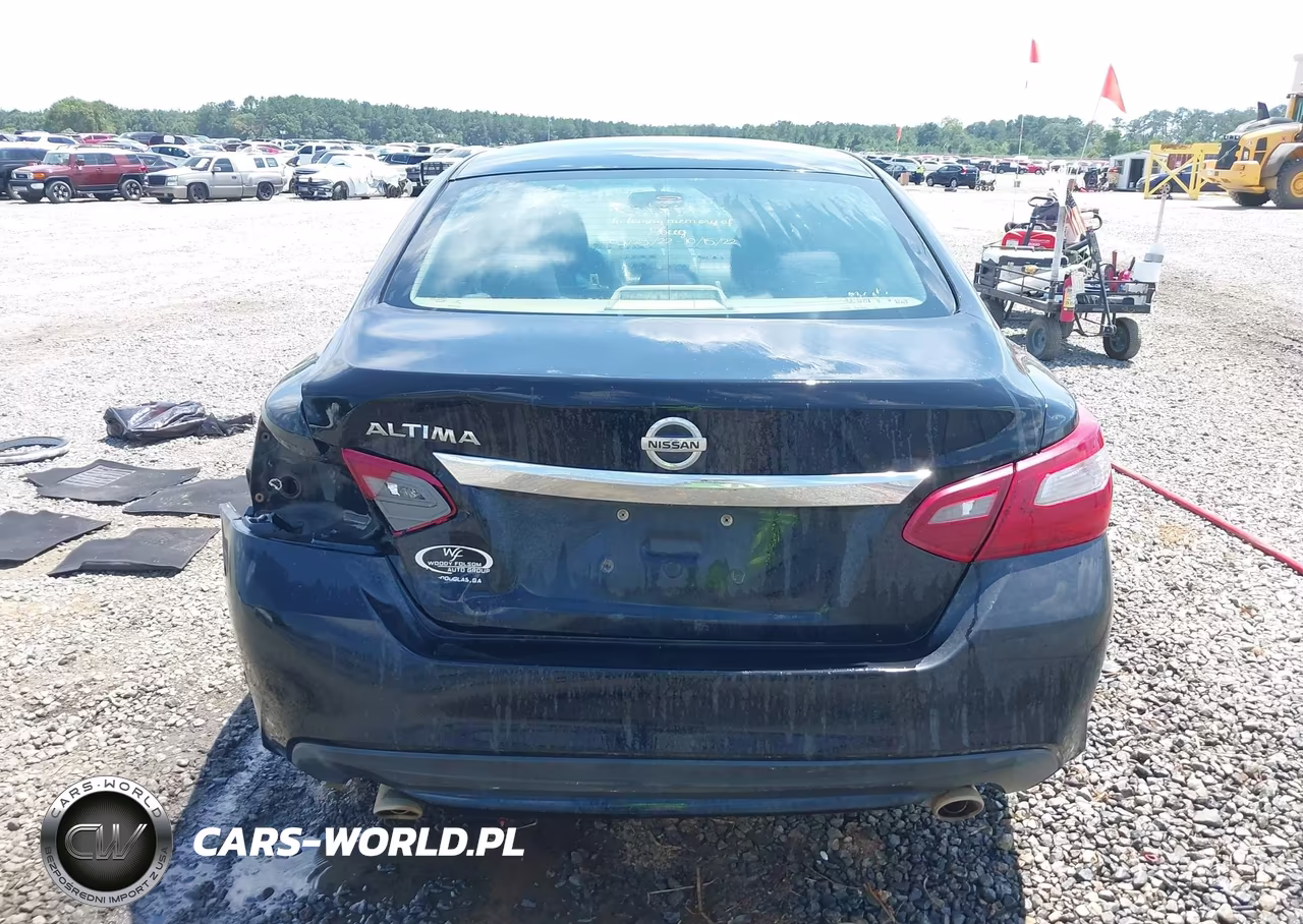 2018 Nissan Altima 2.5 S VIN:1N4AL3AP5JC116079 - 17