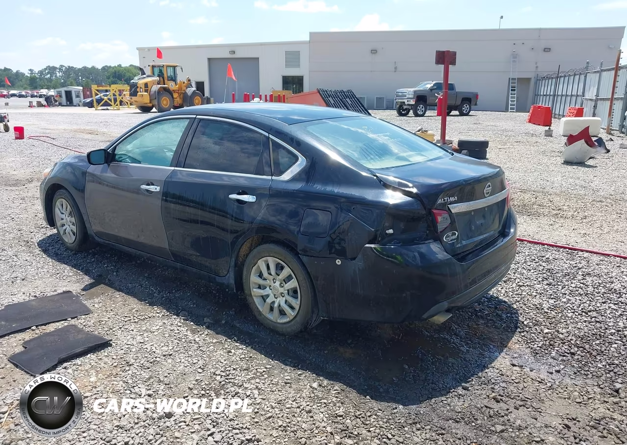 2018 Nissan Altima 2.5 S VIN:1N4AL3AP5JC116079 - 3