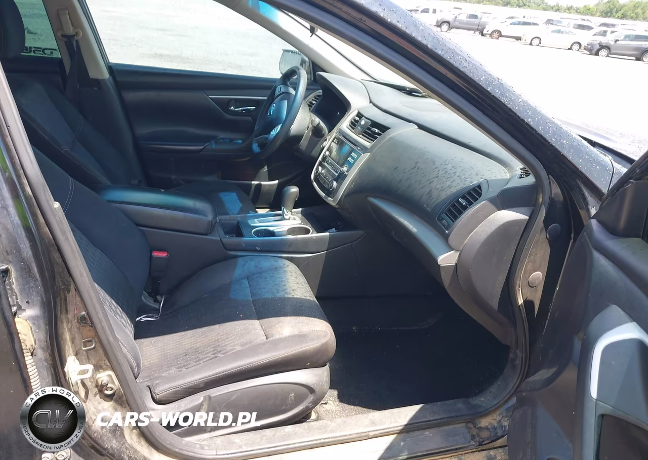 2018 Nissan Altima 2.5 S VIN:1N4AL3AP5JC116079 - 5